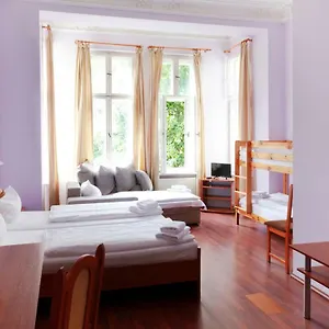 hotel-eden-am-zoo.find-berlin-hotels.com/